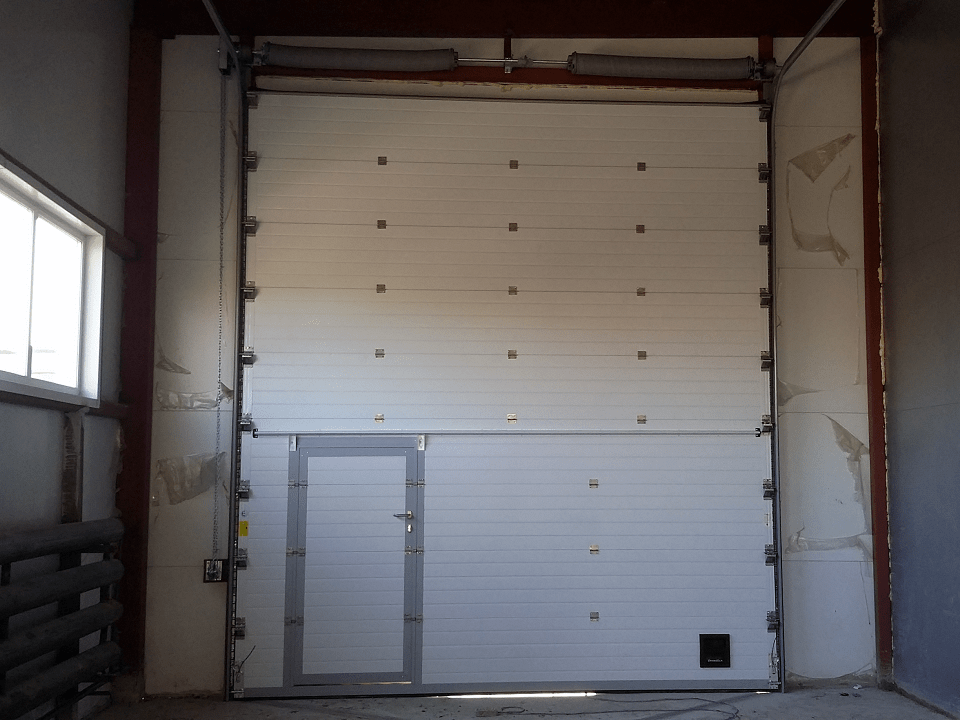 Ворота подъёмные секционные, Эжва